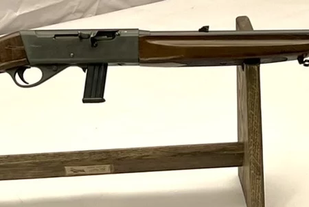 Anschutz 525/61 semi-auto .22LR rifle with 10-rd magazine SN 109851
