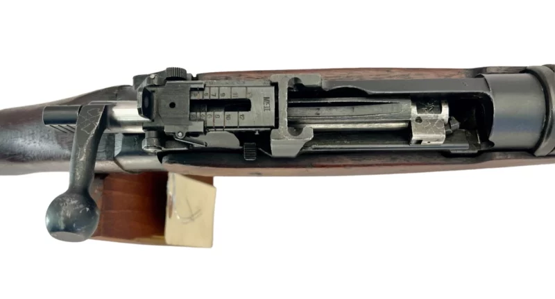 Navy Arms Enfield #4 Mk 1* .303 World War II French Resistance1944 Dated "BS" and "PP" marked non-matching serial number bolt PP 0839 - Image 16