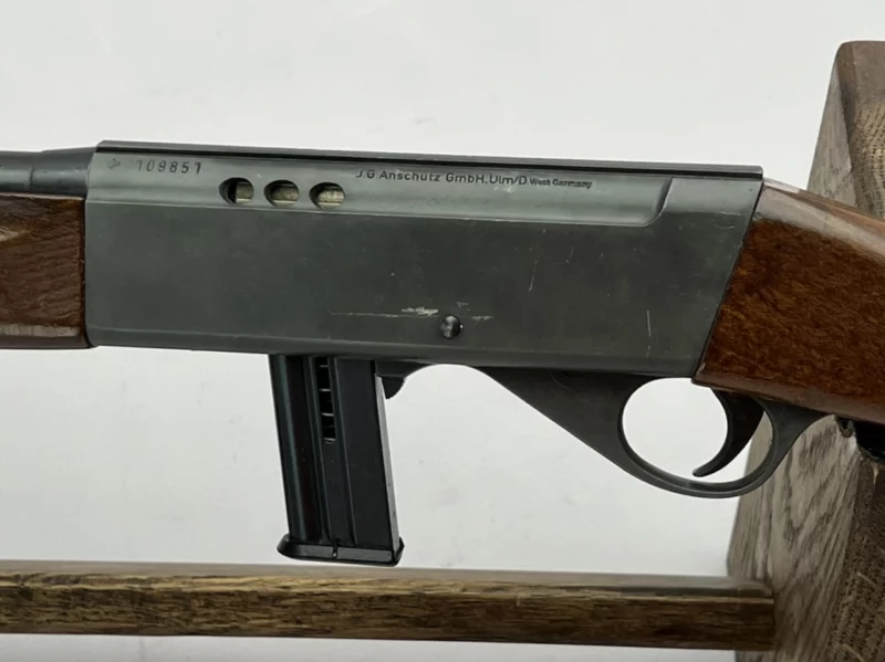 Anschutz 525/61 semi-auto .22LR rifle with 10-rd magazine SN 109851 - Image 4
