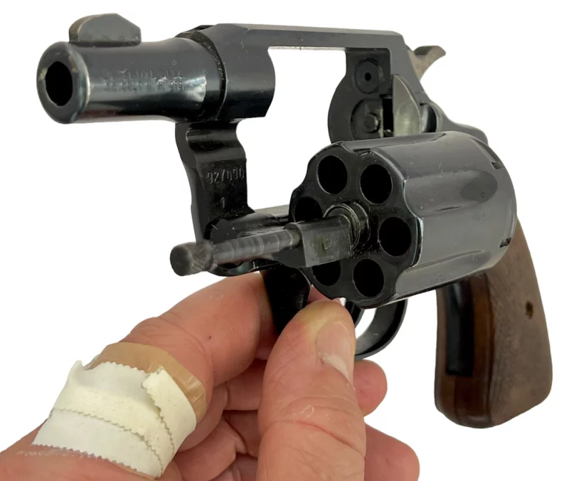 Colt Detective Special revolver 2" blue .38 Spl., 2nd Issue 1964 Mfg SN 927090 - Image 6