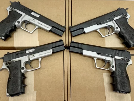 Arcus 94 Bulgarian sem-auto 9mm Pistol with 13-rd mag Grade 1 Select