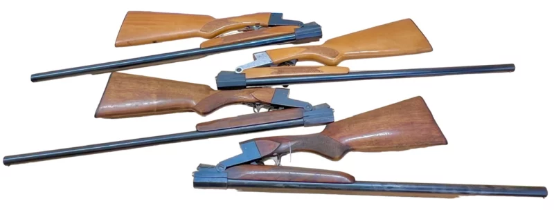 Italian single shot fold over shotguns 12ga. Various makers - Image 4