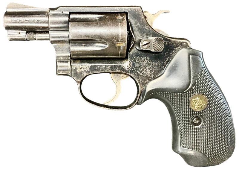 Smith & Wesson Model 36 Revolver 38 Special 2 inch Blue J697829 - Image 2
