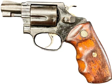 Smith & Wesson Model 36 Revolver 38 Special 2 inch Square Butt Blue J302395