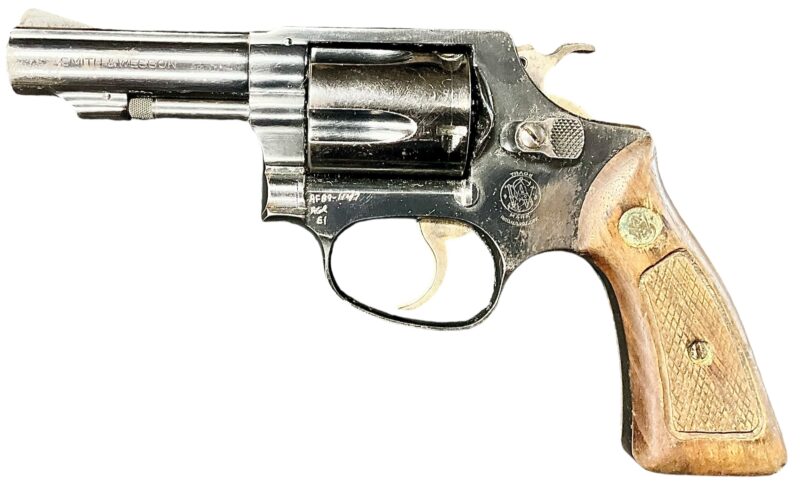 Smith & Wesson Model 36 Revolver 38 Special 3 inch Square Butt Blue J643788