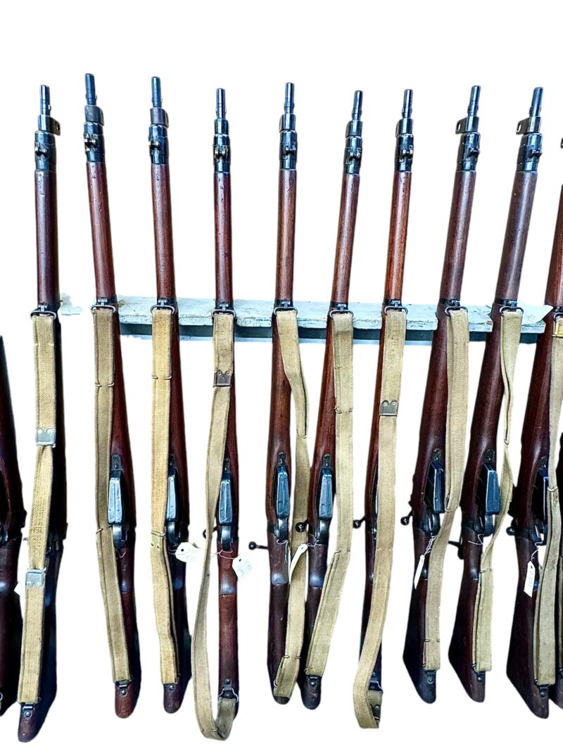 Navy Arms Enfield #4 Mk 1* .303 World War II French Resistance 1944 Dated "BT" "PP" marked non-matching SN bolt - Image 10