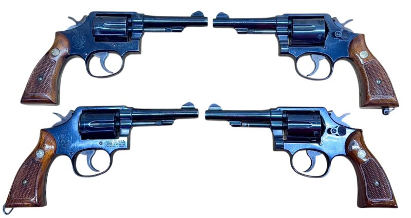 Smith & Wesson Model 10-7 Wood grips, blued, 4" barrel .38Spl Excellent condition