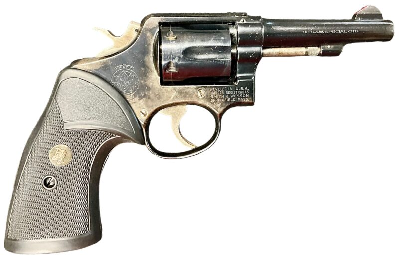 Smith & Wesson Model 10-5 Revolver 38 Special 4 inch Trooper Barrel Blue D864851 - Image 2