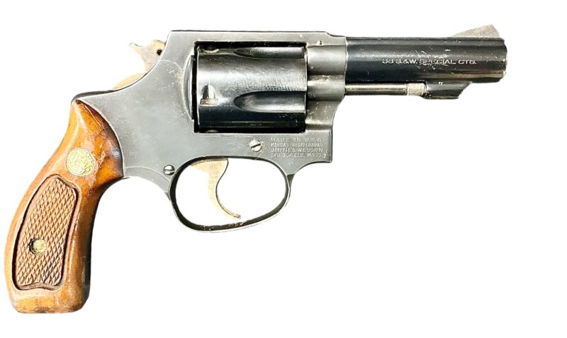 Smith & Wesson Model 36-1 Revolver 38 Special 3 inch Round Butt Blue J724429 - Image 2