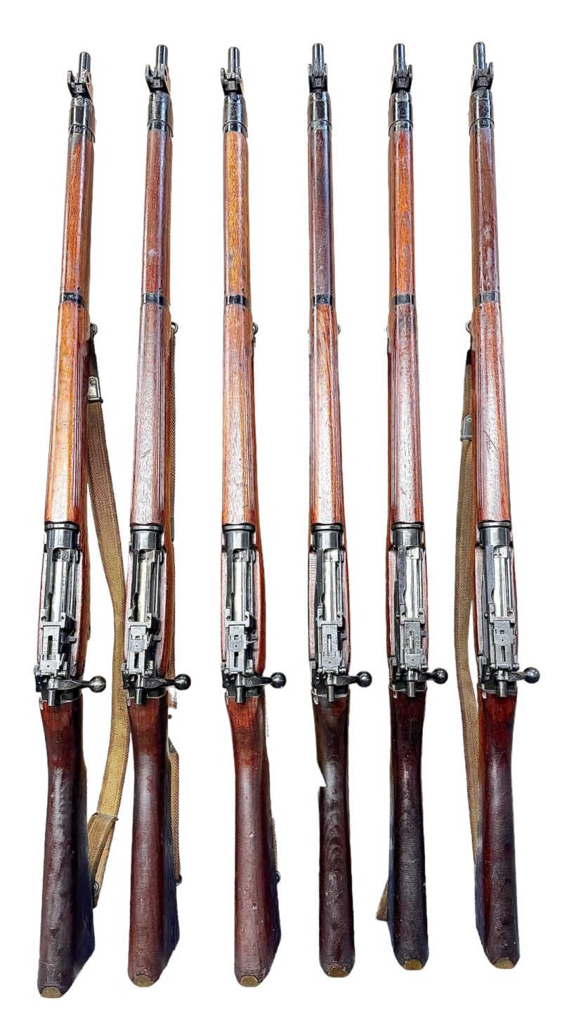 Navy Arms #4 Mk I* .303 WWII 1944 Dated rifle "BS" and "PP" marked non matching serial number bolt VG cond. - Image 12