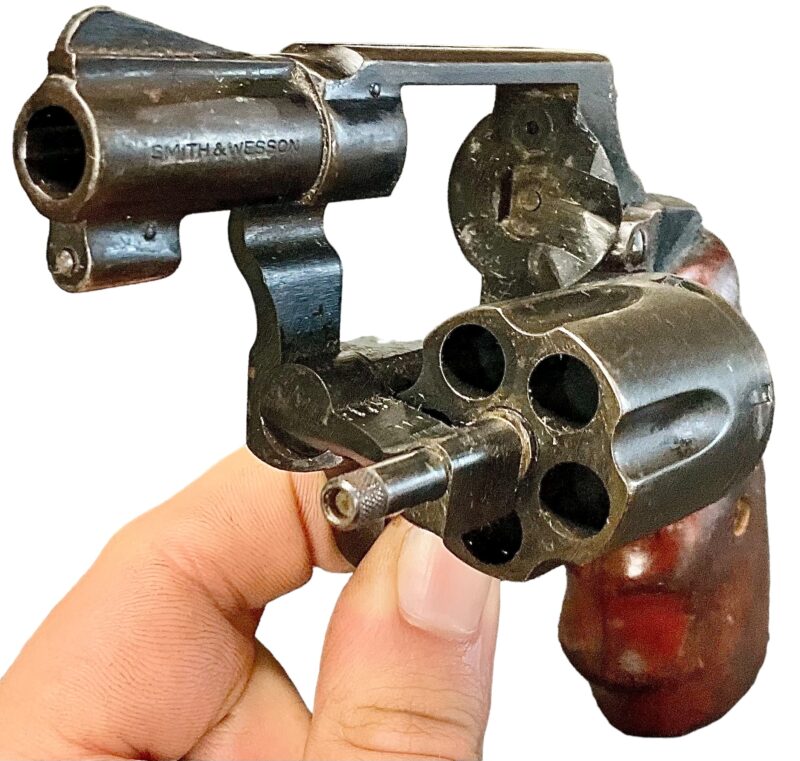 Smith & Wesson Model 36 Revolver 38 Special 2 inch Square Butt Blue J302395 - Image 6