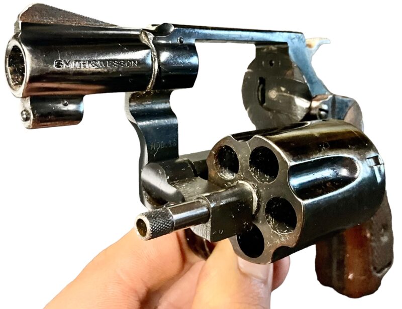 Smith & Wesson Model 36 38 Special 2 inch Round Butt Blue J446966 - Image 6