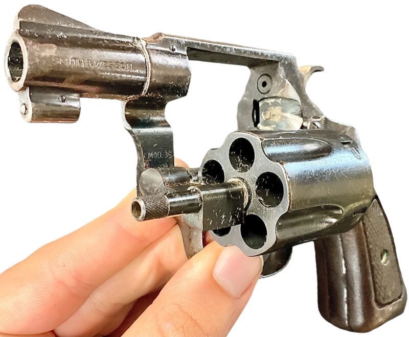 Smith & Wesson Model 36 Revolver 38 Special 2 inch Square Butt J164716 - Image 6