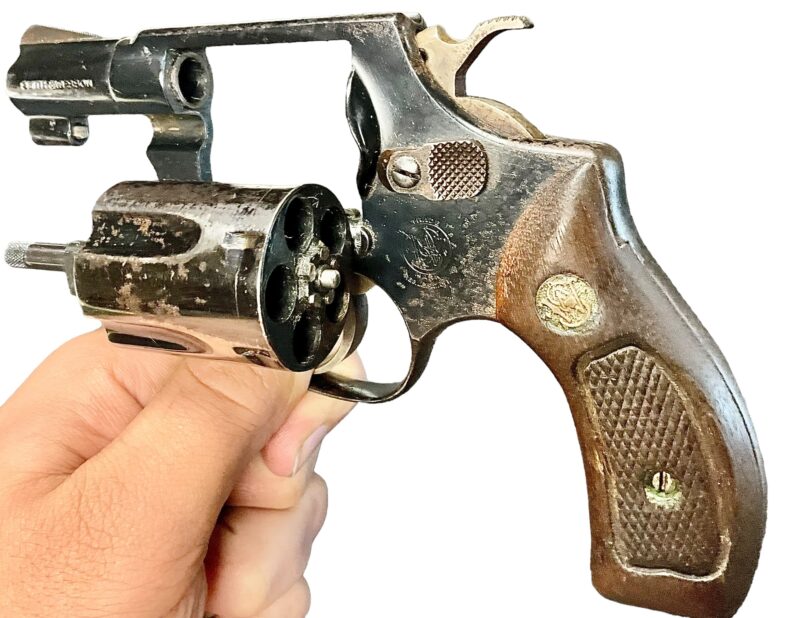 Smith & Wesson Model 36 38 Special 2 inch Round Butt Blue J446966 - Image 7
