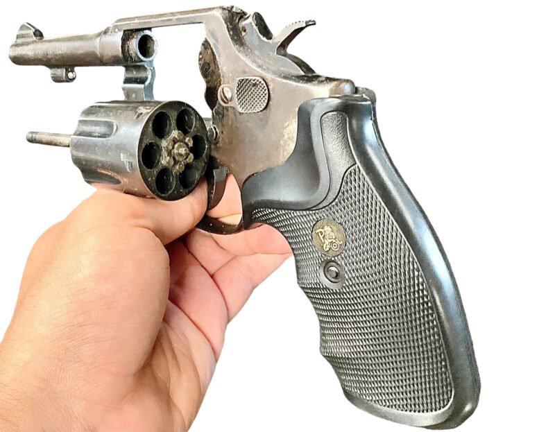 Smith & Wesson Model 10-5 Revolver 38 Special 4 inch Trooper Barrel Blue D38937 - Image 7