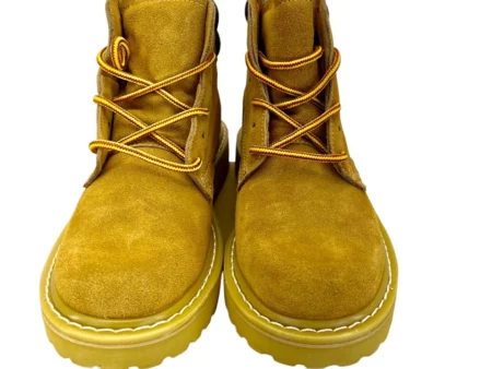 Classic Workboots - Men's size 5.5W, Ladies size 7W