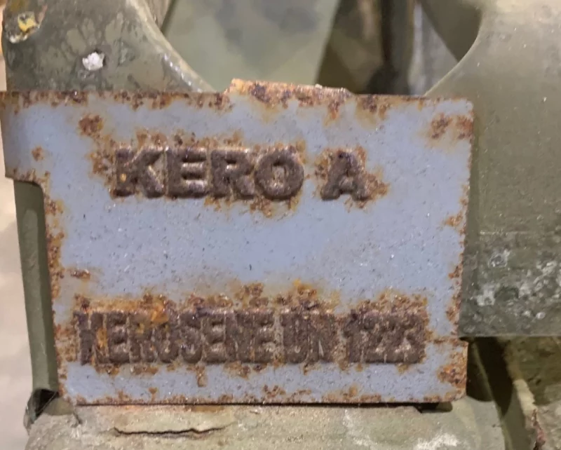British MOD 5-gallon (20 Litre) "Jerry Cans" steel fuel cans - Kerosene - Image 5