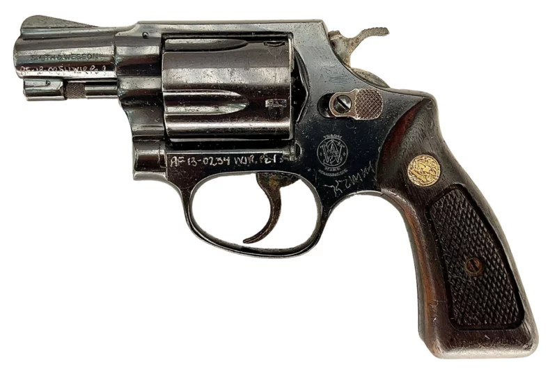 Smith & Wesson Model 36 revolver 2” .38Spl Blue SN J198462