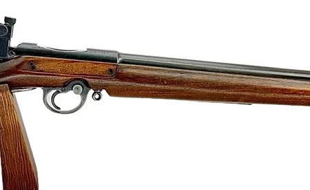 Vickers-Armstrong Martini Target rifle .22LR with Parker-Hale sights. SN V39736