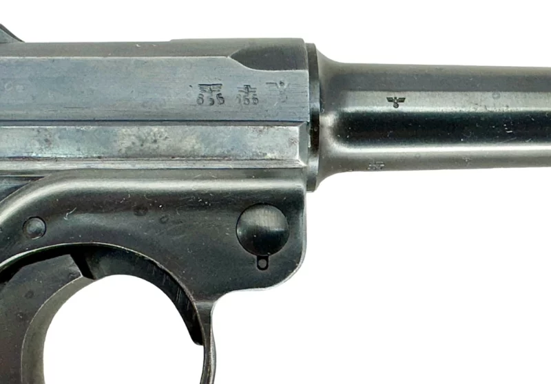 Luger P08 1940 42 marked all matching, w/matching mag, 98% original finish