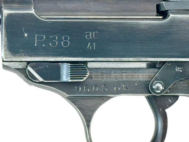 Walther P38 World War II production AC 41 9mm with 2 matching magazines - Image 3