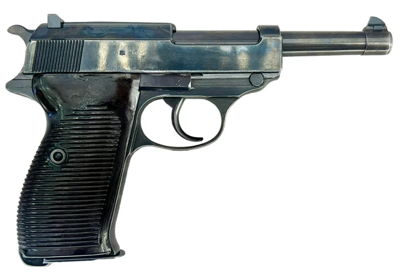 Walther P38 World War II production AC 41 9mm with 2 matching magazines - Image 2