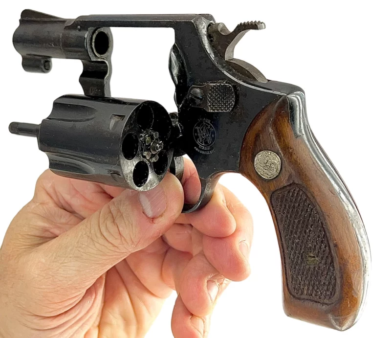 Smith & Wesson Model 36 revolver 2” .38Spl Blue SN 676132 C&R - Image 6