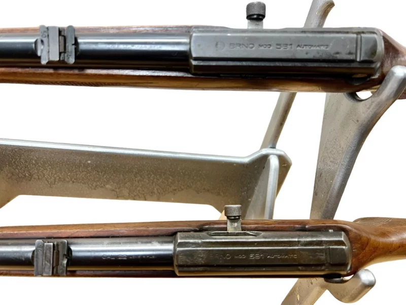 Czech BRNO Model 581 semi-auto .22LR with sights and magazine - Image 10