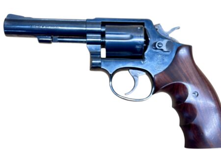 Smith & Wesson Model 10-10 Wood Target grips, blued, 4" heavy barrel .38Spl Excellent condition